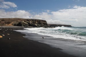 Schwarzer Strand auf Fuerteventura - Strände Europa