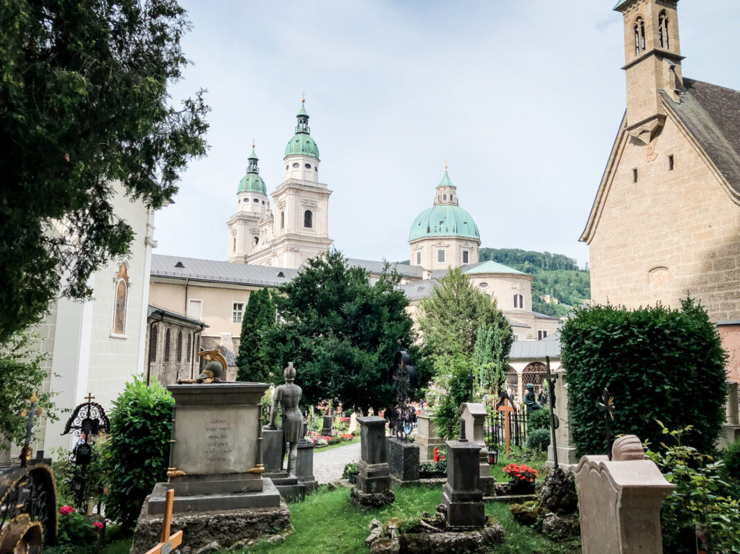 Eine Oase der Ruhe auf dem St Peters Friedhof