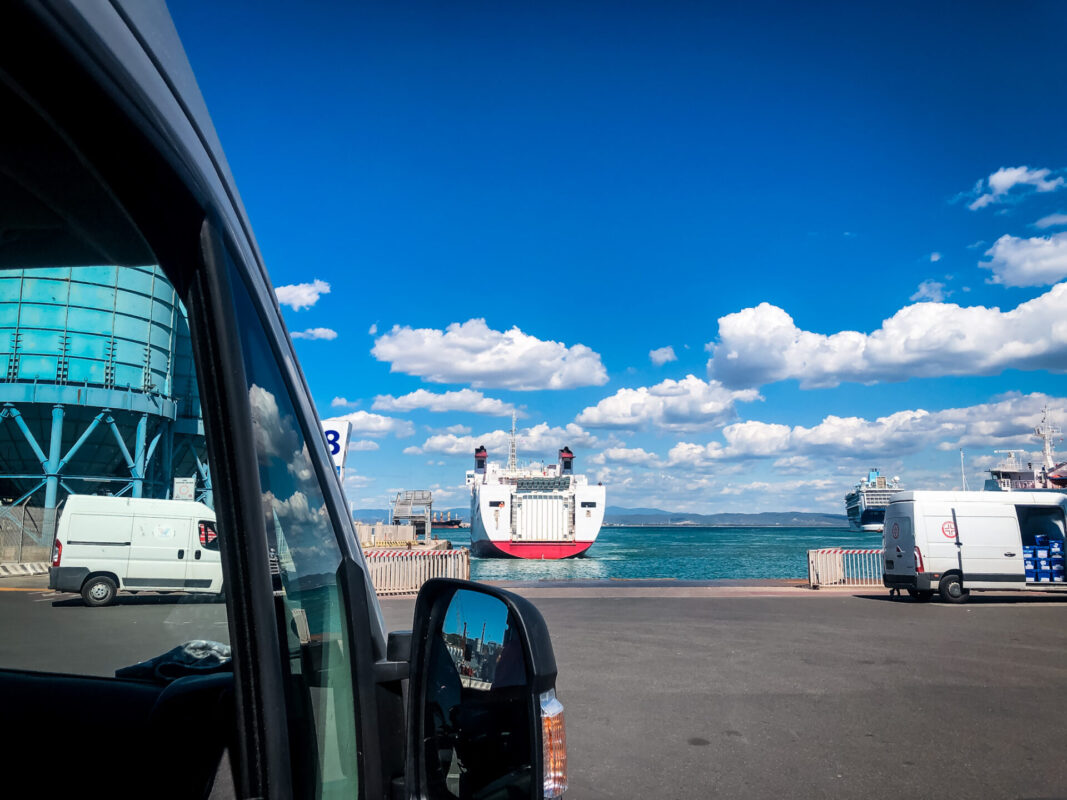 Der Fährhafen von Piombino
