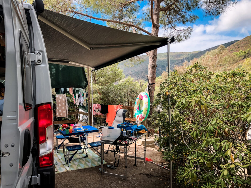 Unser Stellplatz auf dem Campingplatz Laconella