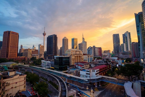 Kuala Lumpur Highlights Foto von Munzir via pexels.com